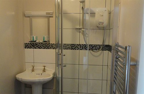 Farmyard Inn Bakewell Bagian luar foto